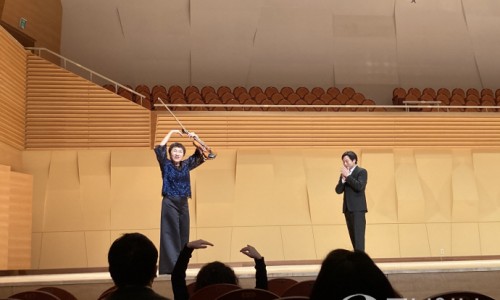 [중부일보] [공연리뷰] 정경화·김선욱 리사이틀, 사랑받을 수밖에 없는 듀오의 무대