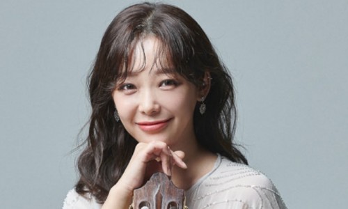 [동아일보] 기타 선율과 어우러진 슈베르트 가곡의 감동