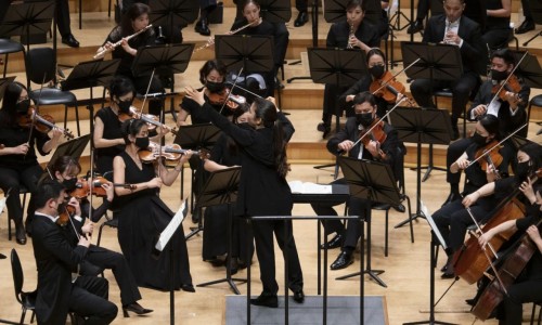 [헤럴드경제] ‘단정한 강인함’ 빛났다…김은선, 최초·최연소 수사 달고 고국 무대 [리뷰]