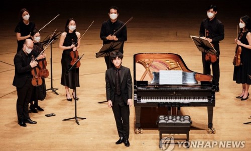 [연합뉴스] 임윤찬, 반클라이번 우승 후 첫 국내 무대…관객들 뜨거운 환호