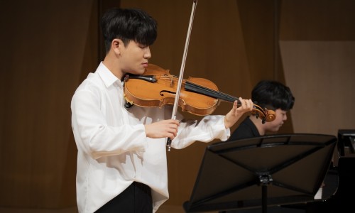 [연합뉴스] 비올리스트 신경식, 오스카 네드발 콩쿠르 2위·청중상 수상
