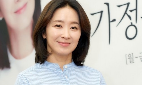 [연합뉴스] '가정음악' DJ 윤유선 "제가 클래식 모르니 더 편하실 거예요"