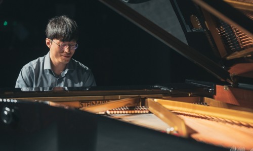 [연합뉴스] 피아니스트 김도현 "틀에 갇히지 않은 연주가 내 장점"