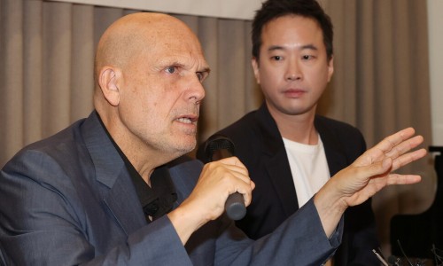 [한겨레] ‘오징어 게임’ ‘기생충’ 작곡가가 클래식으로 그려낸 ‘인페르노’